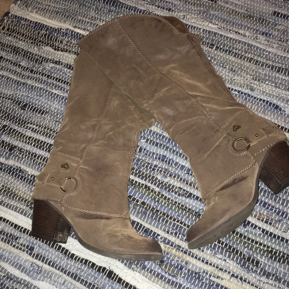 Fergalicipus heeled boots